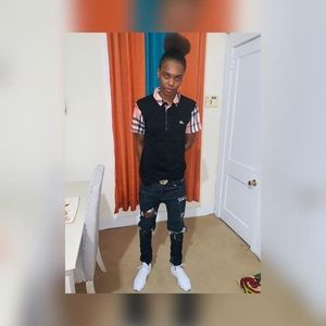 Meet your Posher, Lee